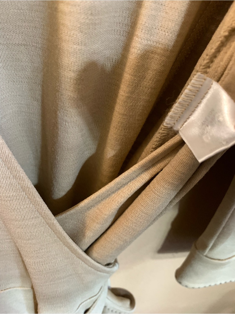 Diane von Furstenberg Camel Wrap Dress with Stitch Collar Detail - Size 6 - Picture 8 of 13